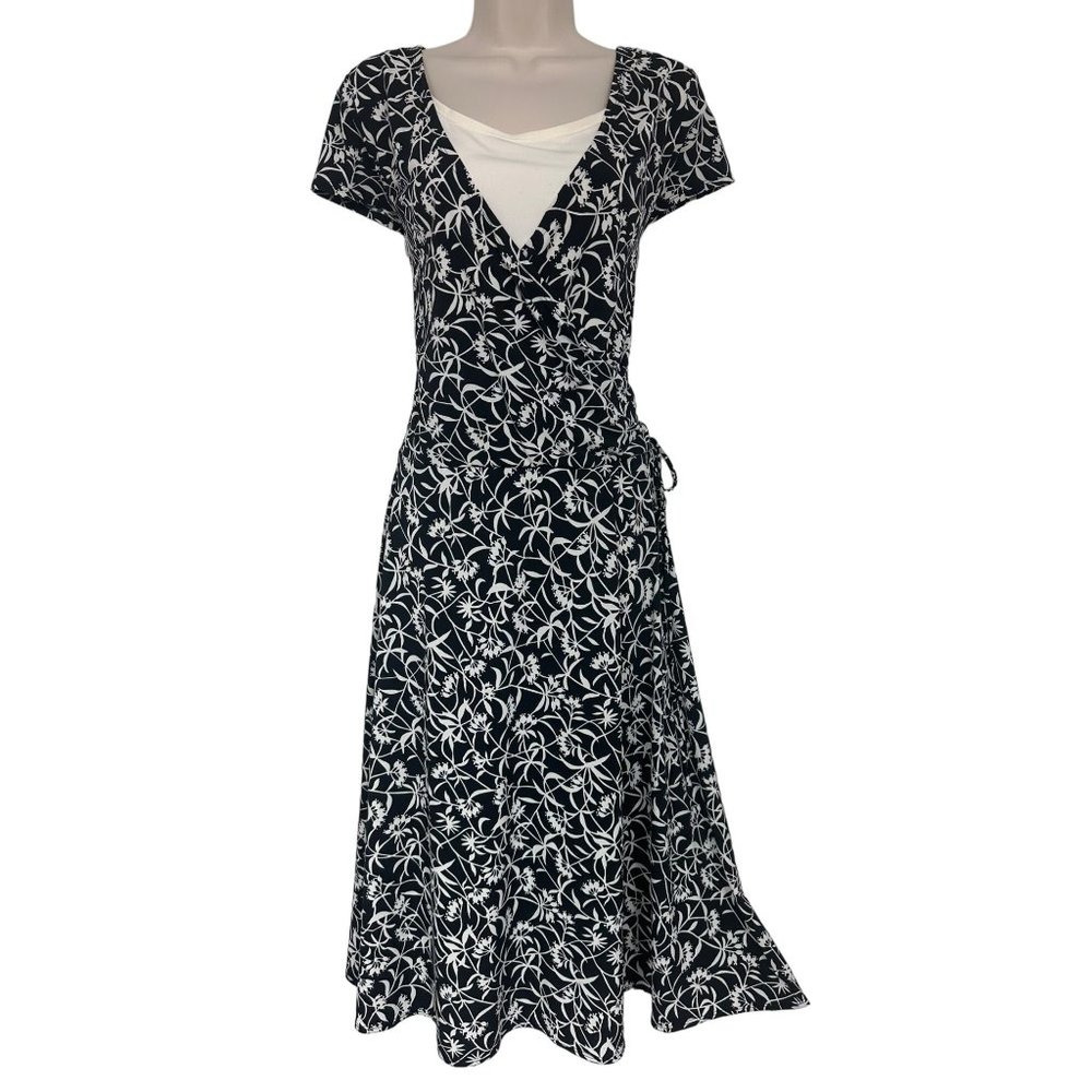 Elegant Black and White Midi Dress